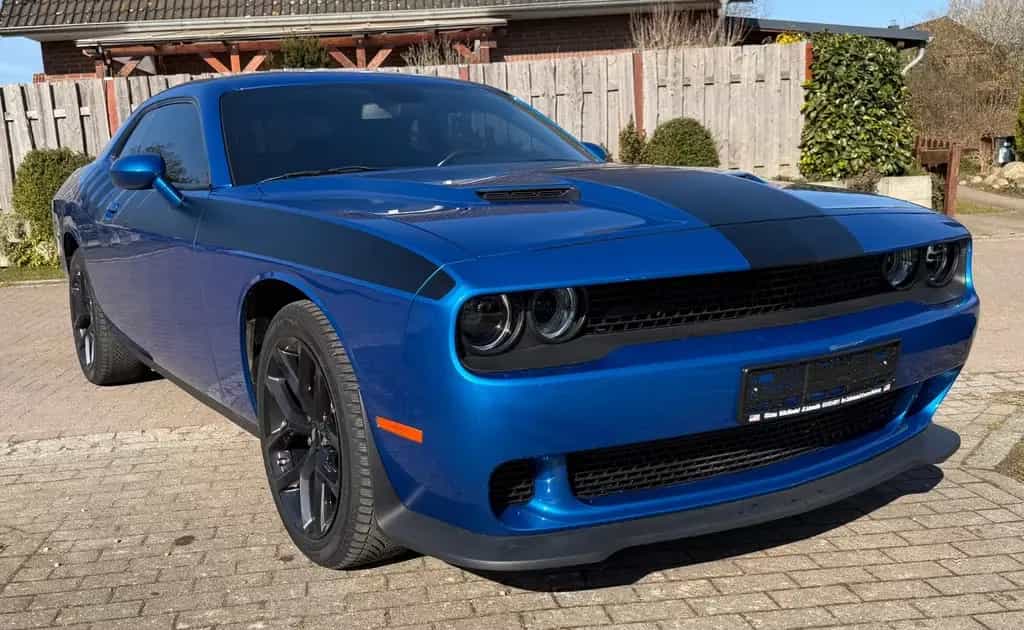 Dodge Challenger Neue Reifen M+S Leder PDC Hinten 09/2022-photo-9