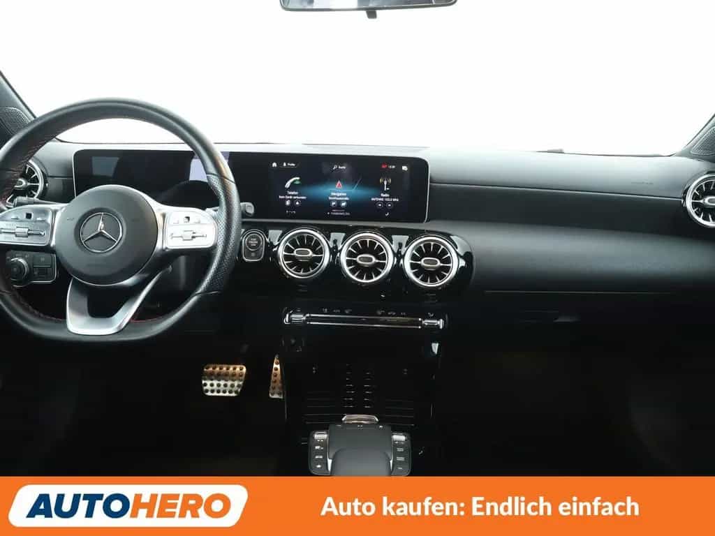 Mercedes-Benz A 200 A-Klasse A 200 Aut.*NAVI*LED*TEMPO*PDC*KLIMA* 01/2020-photo-11