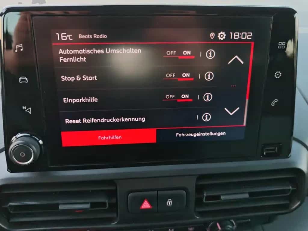 Citroën Berlingo Feel XL 1.5 HDI 7 Sitzer 07/2021-photo-13