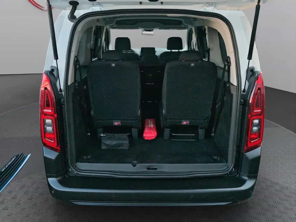 Citroën Berlingo Feel XL 1.5 HDI 7 Sitzer 07/2021-photo-19