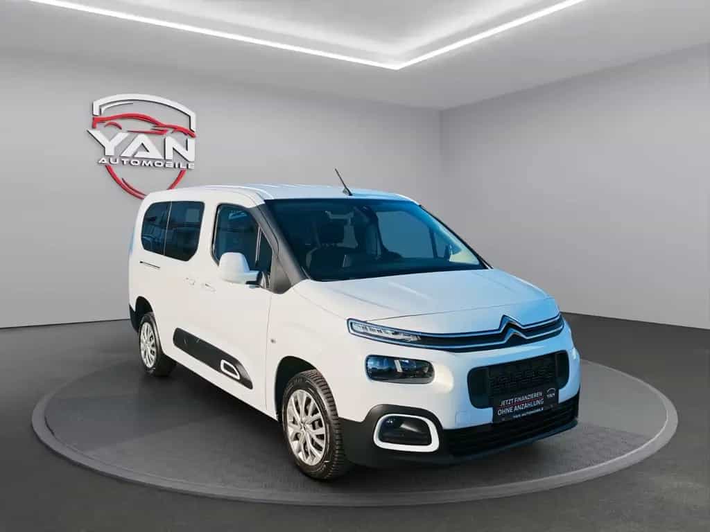 Citroën Berlingo Feel XL 1.5 HDI 7 Sitzer 07/2021-photo-2