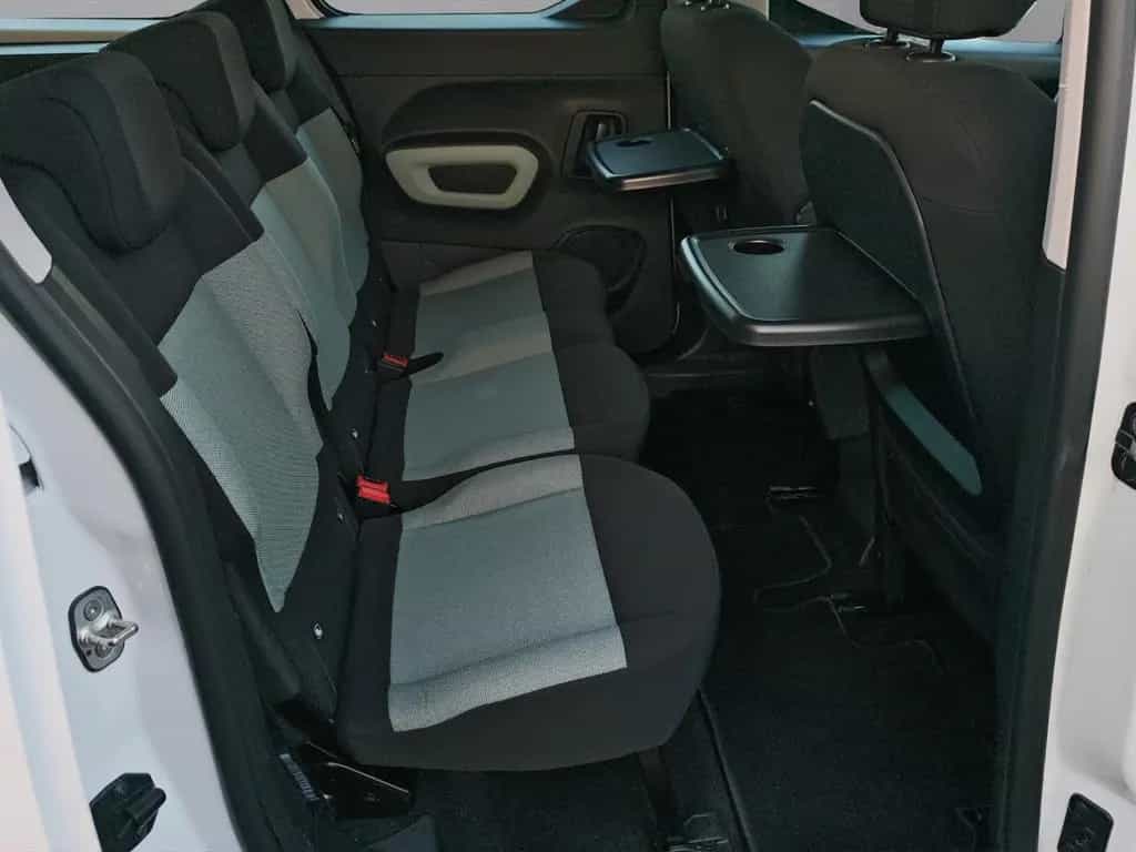Citroën Berlingo Feel XL 1.5 HDI 7 Sitzer 07/2021-photo-22