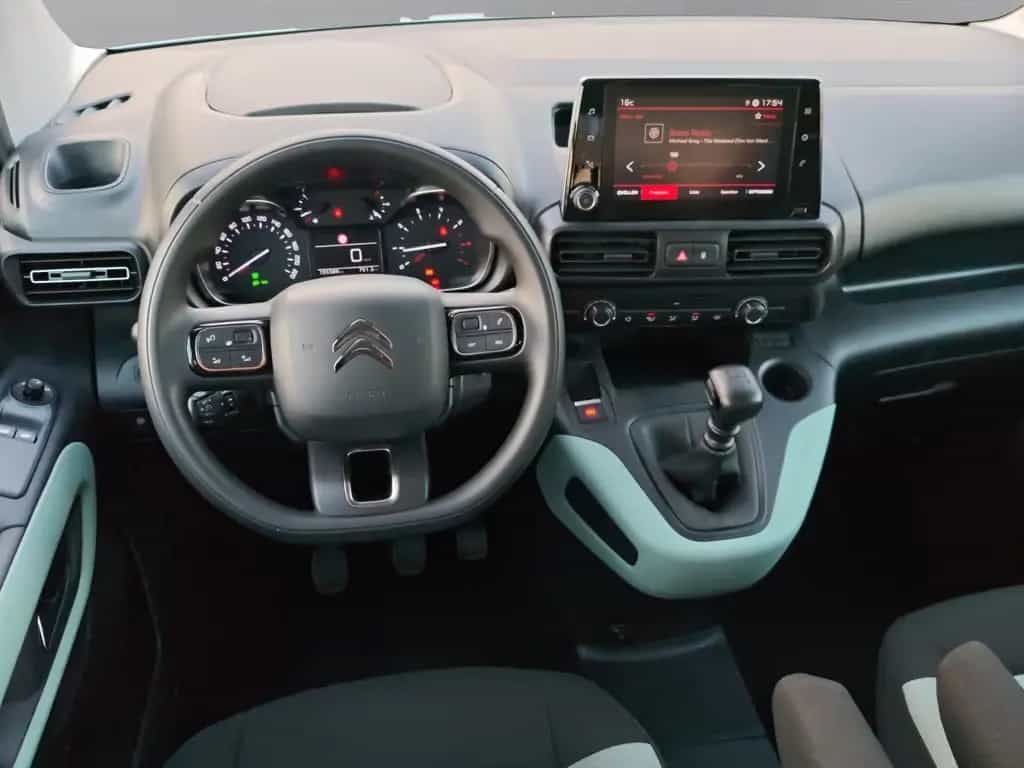 Citroën Berlingo Feel XL 1.5 HDI 7 Sitzer 07/2021-photo-9