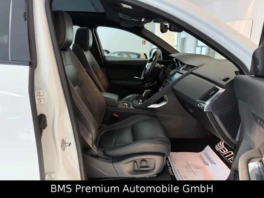 Jaguar E-Pace R-Dynamic AWD Pano.Garantie bis 03.2027 03/2019-photo-8