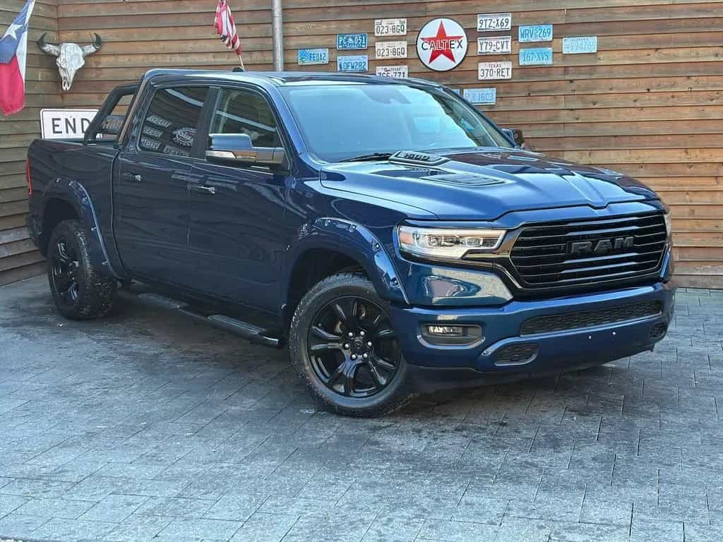 Dodge RAM 1500 Laramie LED AHK Memory 4x4 6-Sitzer 02/2023-photo-1