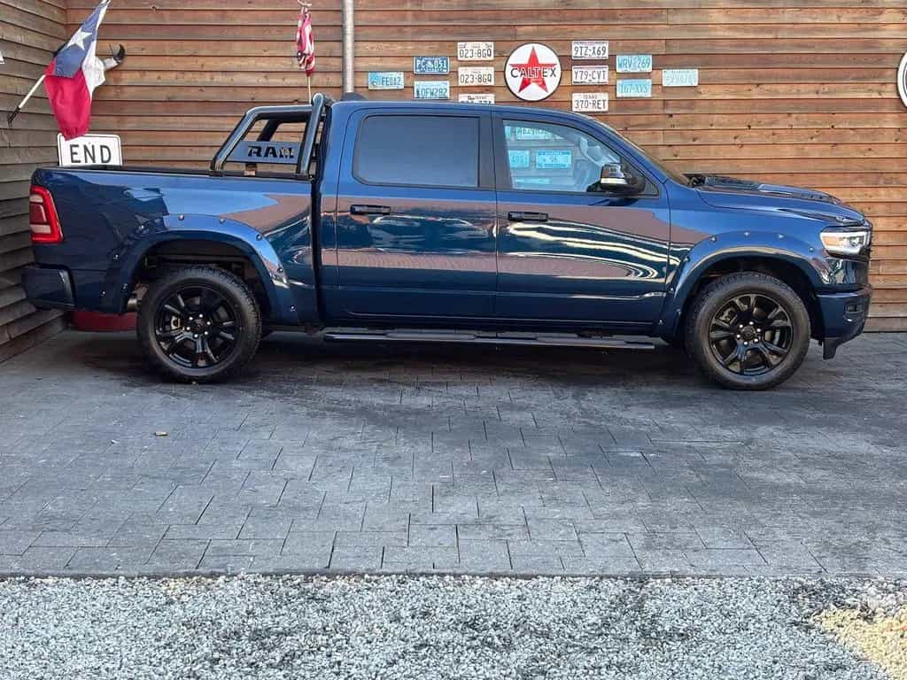 Dodge RAM 1500 Laramie LED AHK Memory 4x4 6-Sitzer 02/2023-photo-14