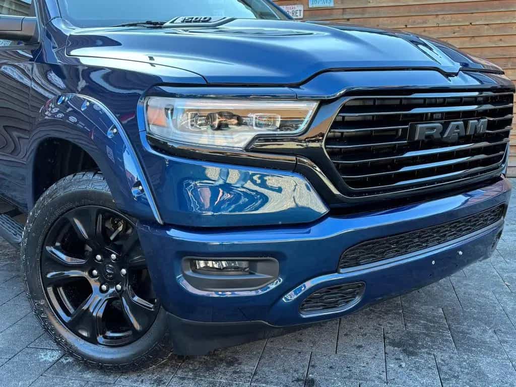 Dodge RAM 1500 Laramie LED AHK Memory 4x4 6-Sitzer 02/2023-photo-2