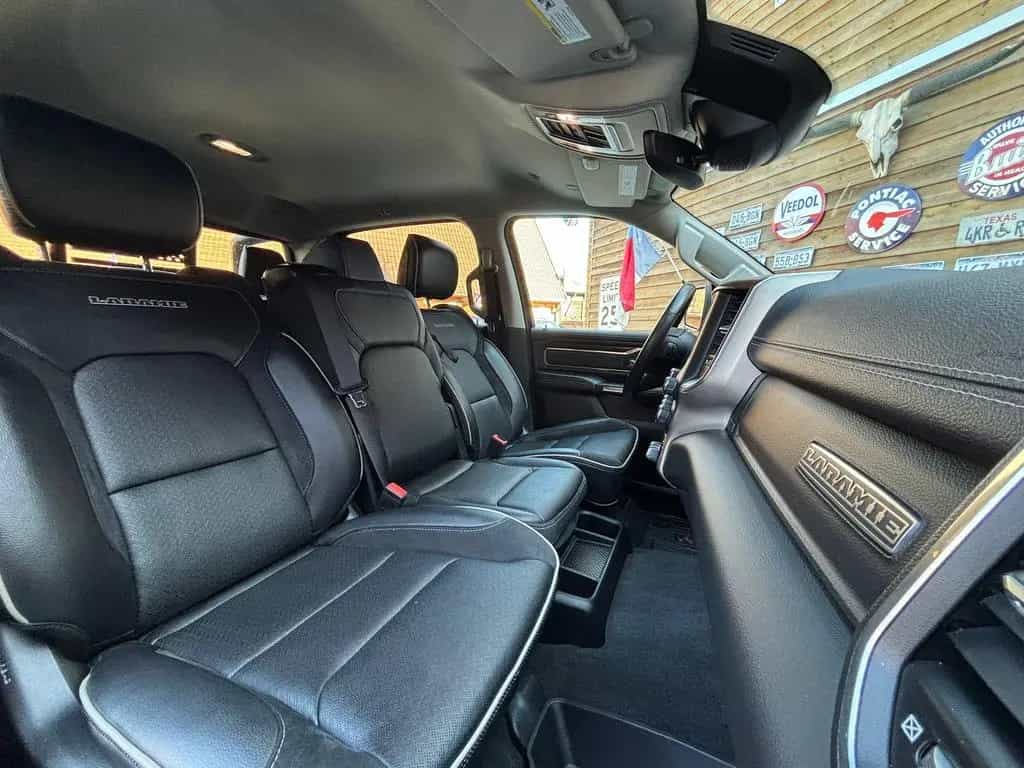 Dodge RAM 1500 Laramie LED AHK Memory 4x4 6-Sitzer 02/2023-photo-23