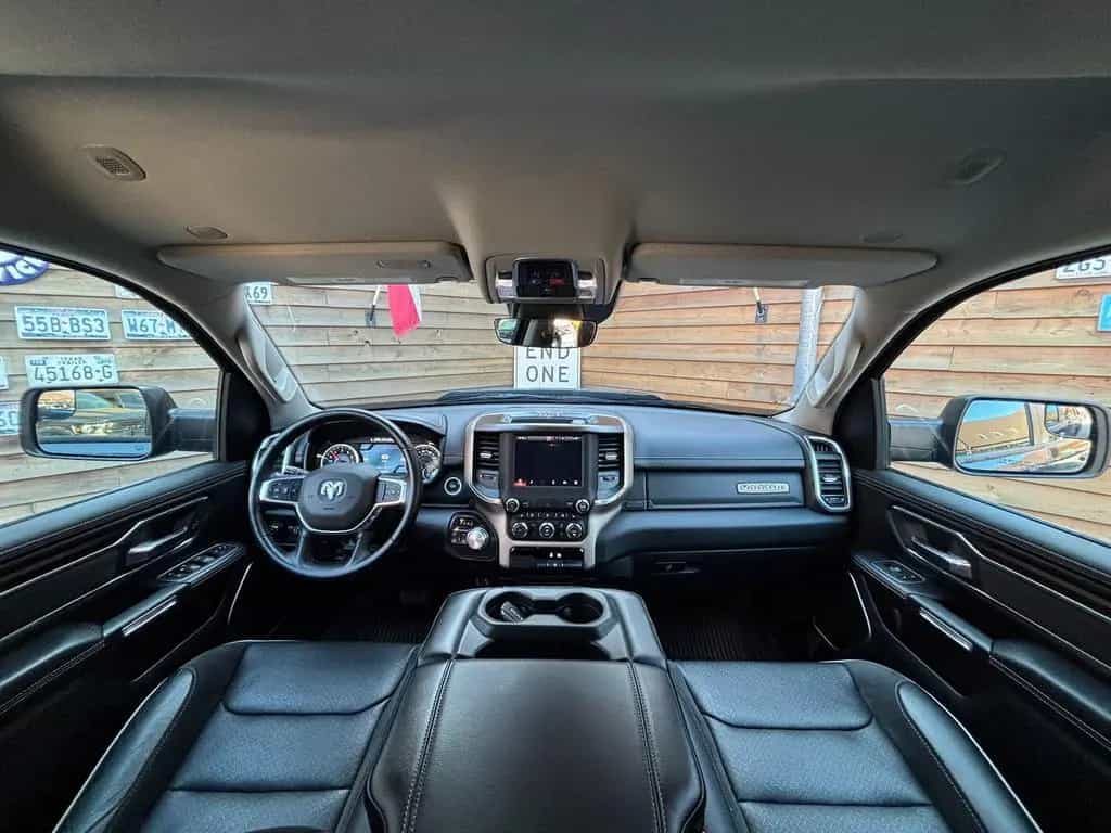 Dodge RAM 1500 Laramie LED AHK Memory 4x4 6-Sitzer 02/2023-photo-24
