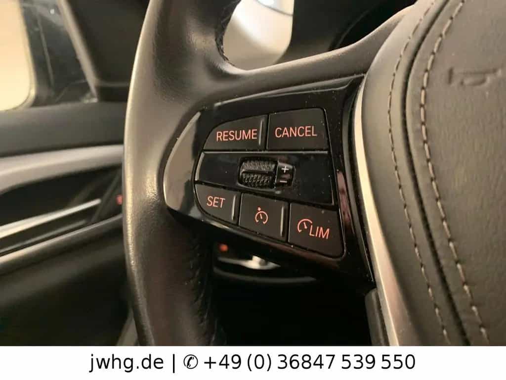 BMW 5 Series 520 d Touring LED | KAMERA | VOLL-LEDER | AHK 08/2022-photo-12