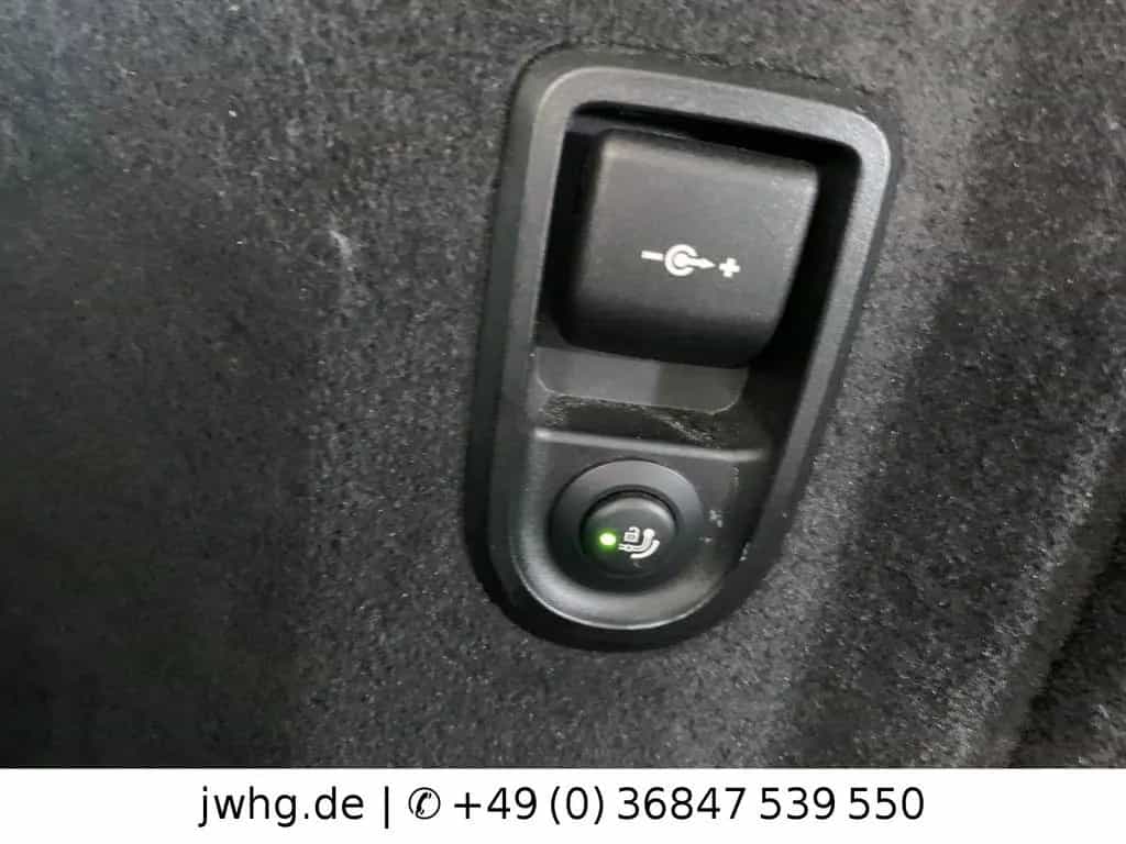 BMW 5 Series 520 d Touring LED | KAMERA | VOLL-LEDER | AHK 08/2022-photo-4
