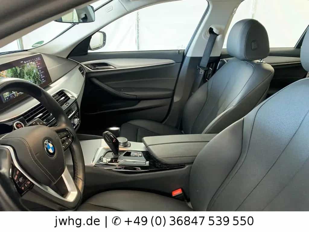 BMW 5 Series 520 d Touring LED | KAMERA | VOLL-LEDER | AHK 08/2022-photo-7
