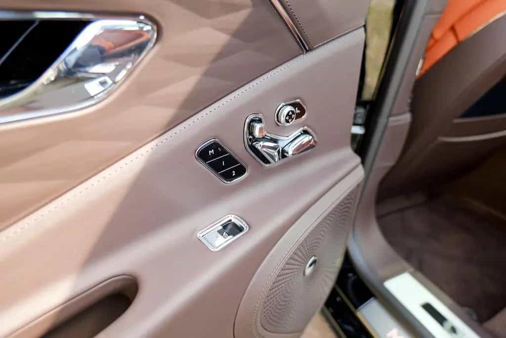 Bentley Flying Spur W12 Mullinier 05/2023-photo-20