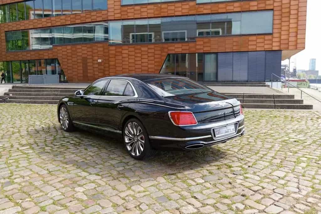 Bentley Flying Spur W12 Mullinier 05/2023-photo-4