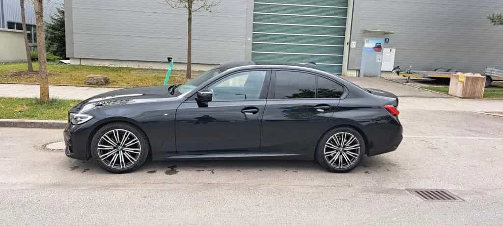 BMW 3 Series 318d M Sport M Sport 08/2021-photo-3