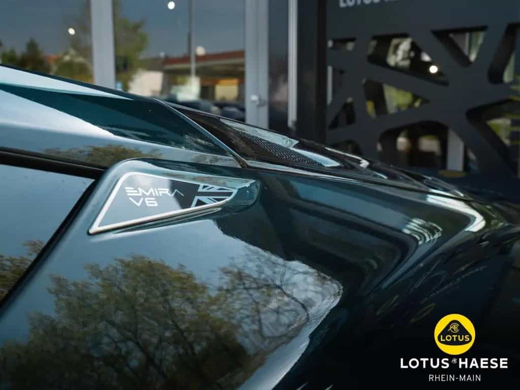 Lotus Emira V6 Dark Verdant - by LOTUS HAESE 05/2026-photo-15