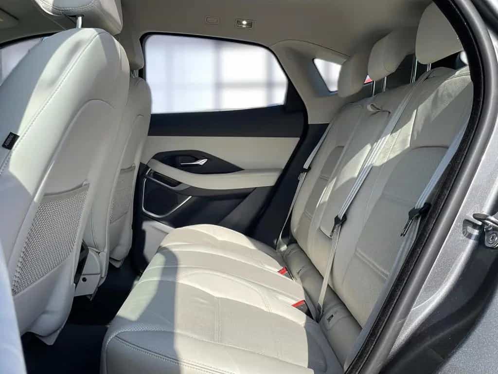 Jaguar E-Pace P300 AWD SE 07/2019-photo-15