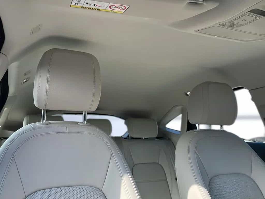 Jaguar E-Pace P300 AWD SE 07/2019-photo-20