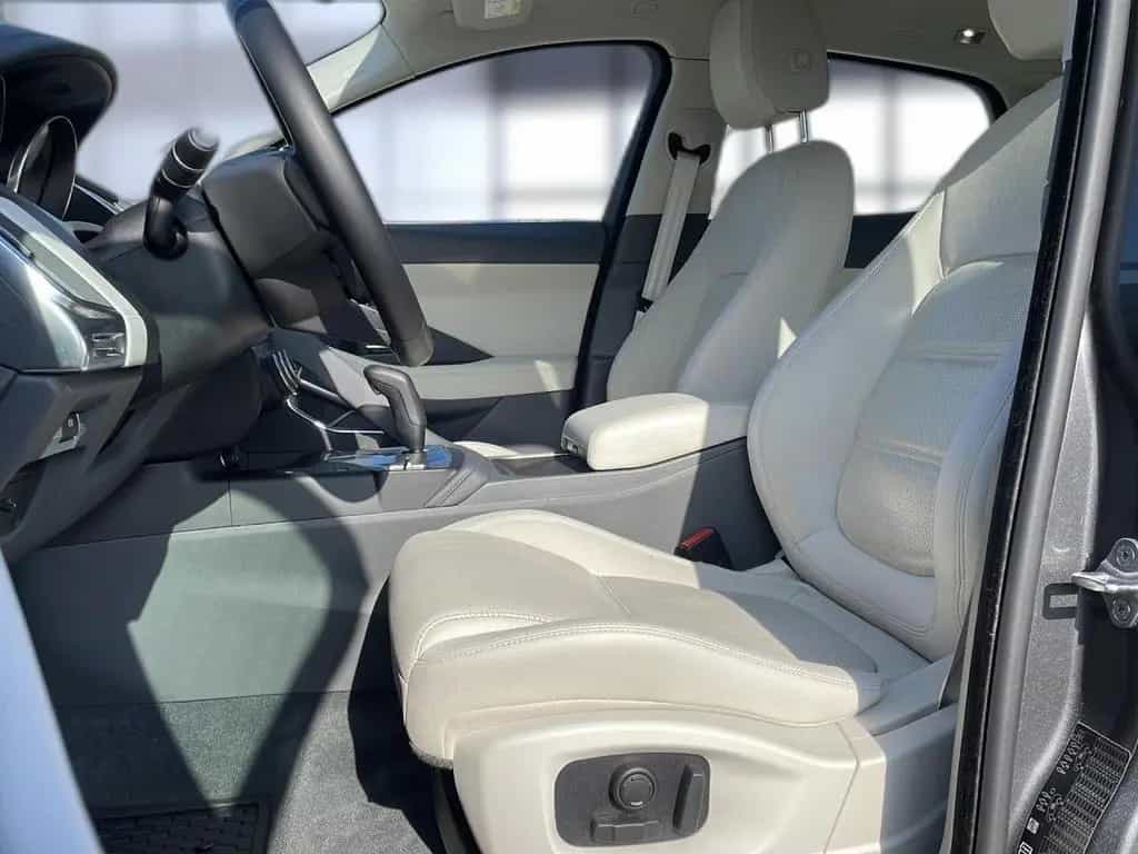 Jaguar E-Pace P300 AWD SE 07/2019-photo-9