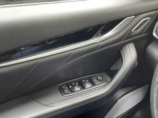 Maserati Levante 3,0 V6 SQ4  GranSport Alu21 Sound SiLü 10/2020-photo-19