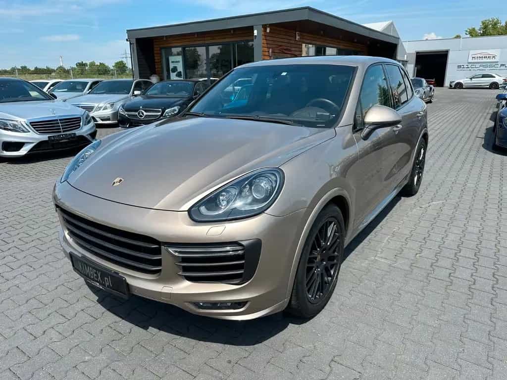 Porsche GTS Sonderlack PTS+Interior PEM TOP PREIS 1Hand 10/2015-photo-0