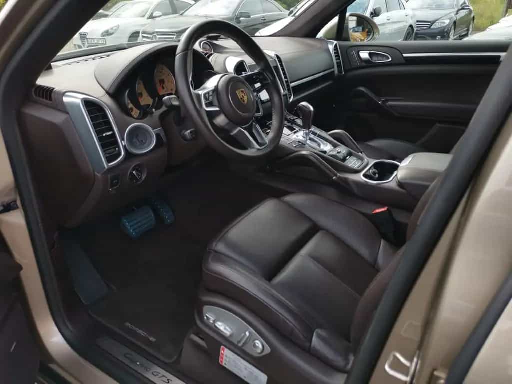 Porsche GTS Sonderlack PTS+Interior PEM TOP PREIS 1Hand 10/2015-photo-13