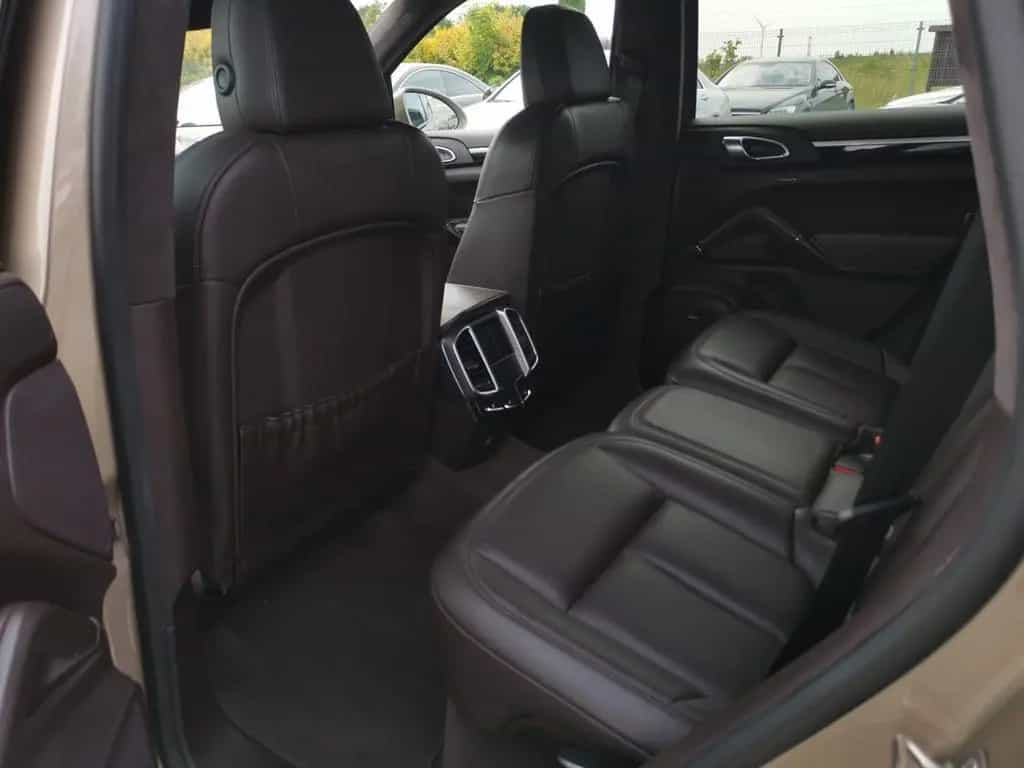 Porsche GTS Sonderlack PTS+Interior PEM TOP PREIS 1Hand 10/2015-photo-23