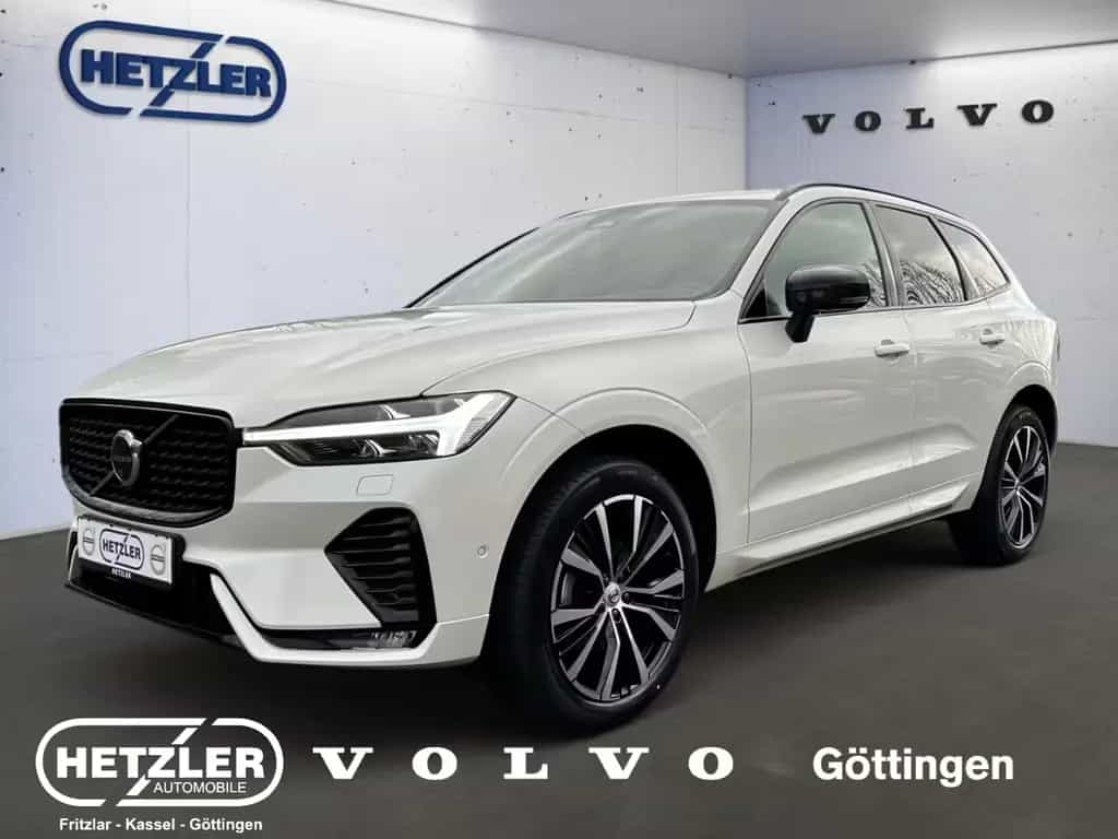 Volvo XC60 Plus Dark AWD B5 Benzin EU6d Leder Digitale 01/2025-photo-0