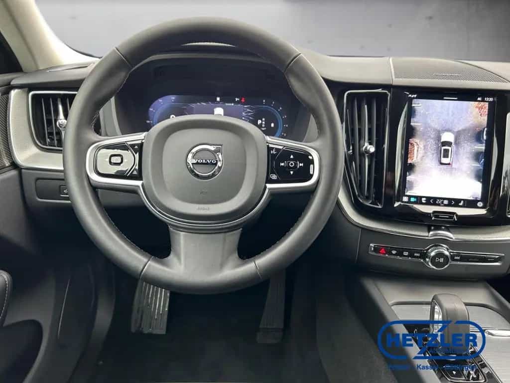 Volvo XC60 Plus Dark AWD B5 Benzin EU6d Leder Digitale 01/2025-photo-9