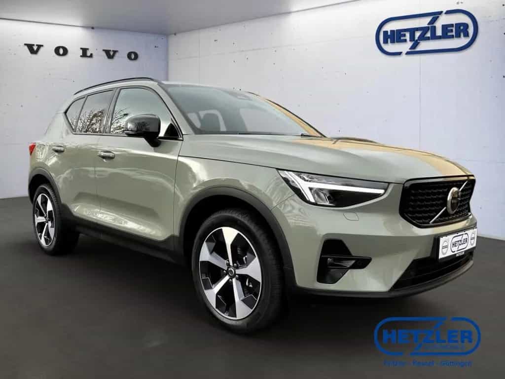 Volvo XC40 Plus Dark 2WD B4 EU6d Digitales Cockpit Mem 07/2024-photo-1