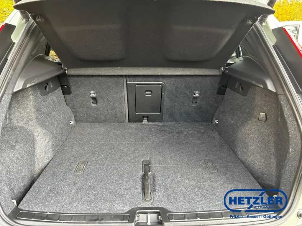 Volvo XC40 Plus Dark 2WD B4 EU6d Digitales Cockpit Mem 07/2024-photo-11
