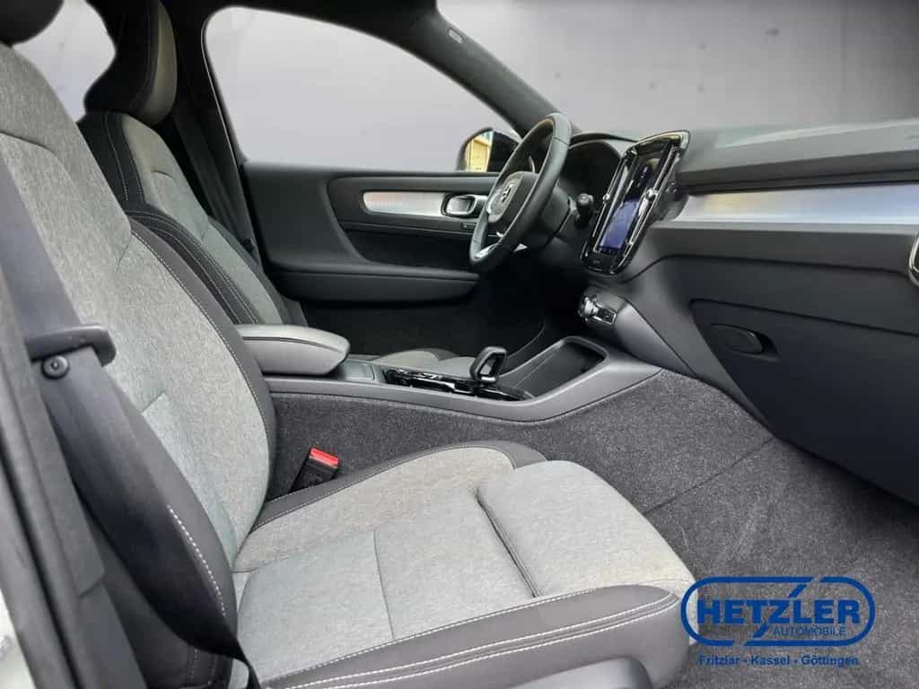 Volvo XC40 Plus Dark 2WD B4 EU6d Digitales Cockpit Mem 07/2024-photo-13