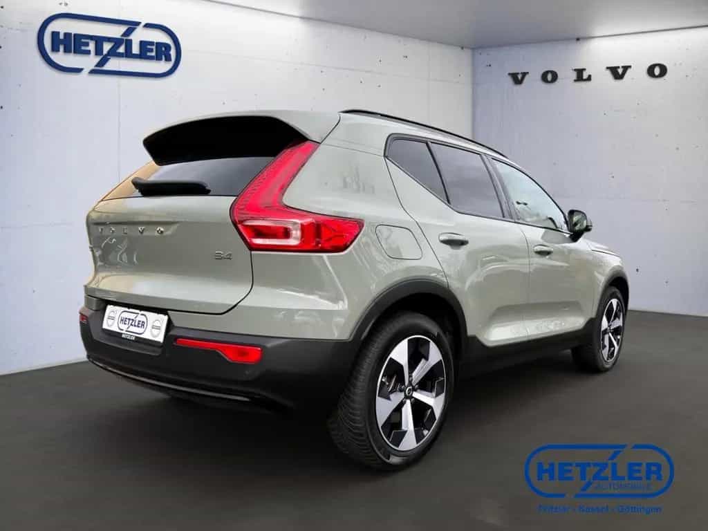 Volvo XC40 Plus Dark 2WD B4 EU6d Digitales Cockpit Mem 07/2024-photo-2