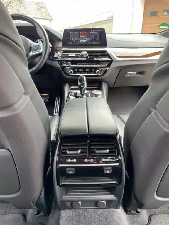 BMW 6 Series 640 Gran Turismo 640i xDrive A Gran Turismo - 06/2018-photo-10