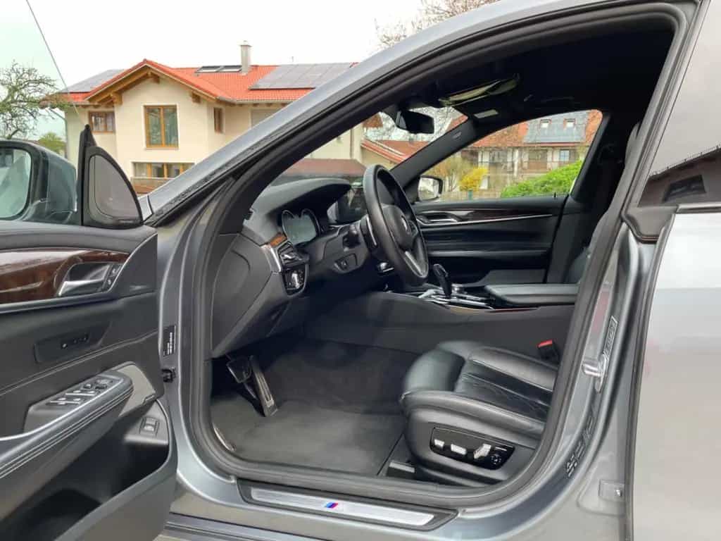 BMW 6 Series 640 Gran Turismo 640i xDrive A Gran Turismo - 06/2018-photo-4