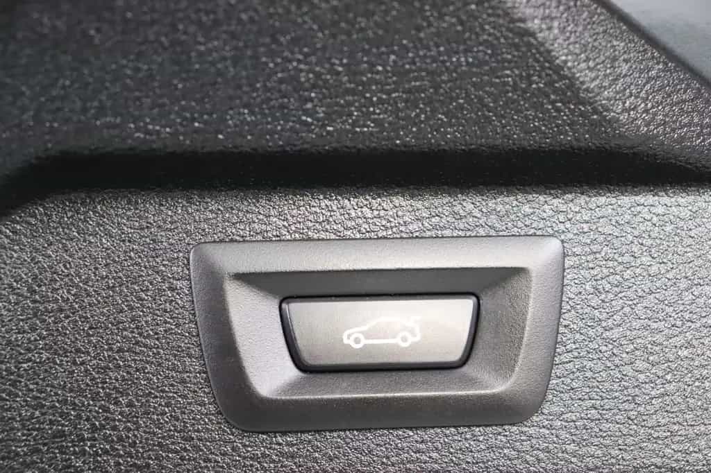 BMW X5 xDrive30d * HUD* Pano * Memory * RFK * 04/2016-photo-18