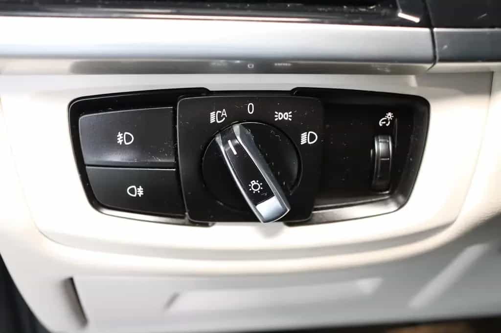 BMW X5 xDrive30d * HUD* Pano * Memory * RFK * 04/2016-photo-25