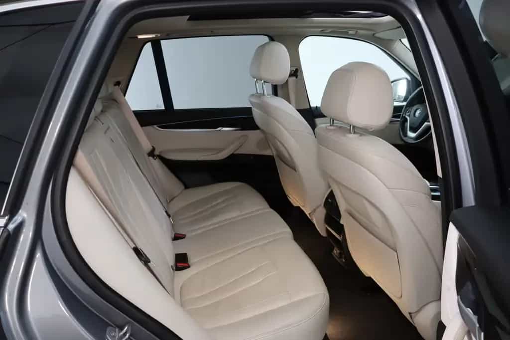 BMW X5 xDrive30d * HUD* Pano * Memory * RFK * 04/2016-photo-33