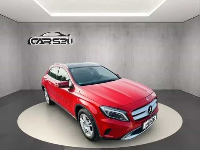 Mercedes-Benz GLA-Class 220 CDI DCT Urban*1 Hand*Panoramadach 11/2015-photo-0