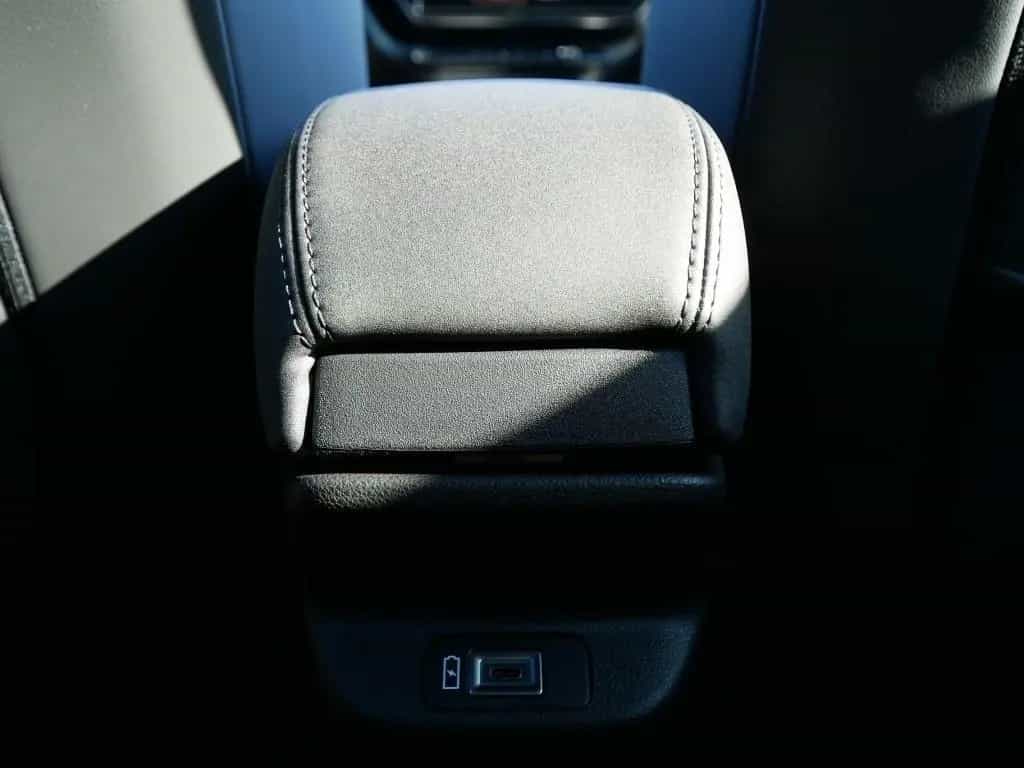 Alfa Romeo Junior IBRIDA SPECIALE 1.2 VGT 145PS DCT6 SCHIEB 07/2025-photo-17