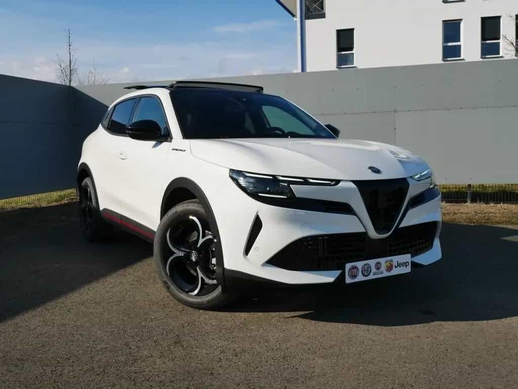 Alfa Romeo Junior IBRIDA SPECIALE 1.2 VGT 145PS DCT6 SCHIEB 07/2025-photo-8