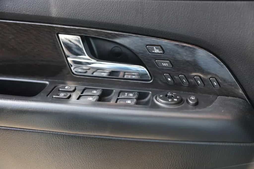 Ssangyong REXTON RX 200 e-XDI QUARTZ A/T 5 ZITS MARGE 10/2014-photo-13