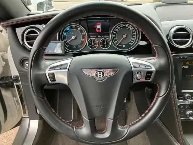 Bentley Continental GT - 01/2012-photo-19
