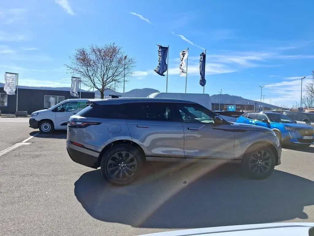 Land Rover Range Rover Rover Velar 2.0 D200 SE AWD Winter-Paket A 03/2023-photo-1