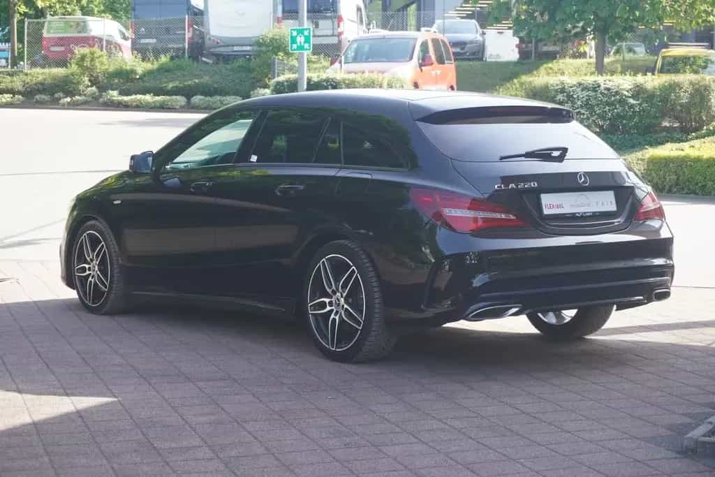 Mercedes-Benz CLA 220 SB AMG Line 4Matic LED Navi Totwinkel 07/2017-photo-2