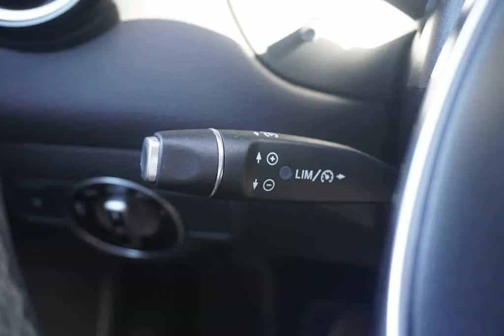 Mercedes-Benz CLA 220 SB AMG Line 4Matic LED Navi Totwinkel 07/2017-photo-27