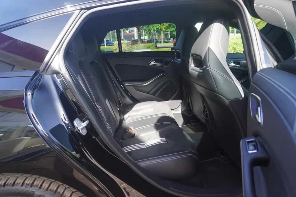 Mercedes-Benz CLA 220 SB AMG Line 4Matic LED Navi Totwinkel 07/2017-photo-33