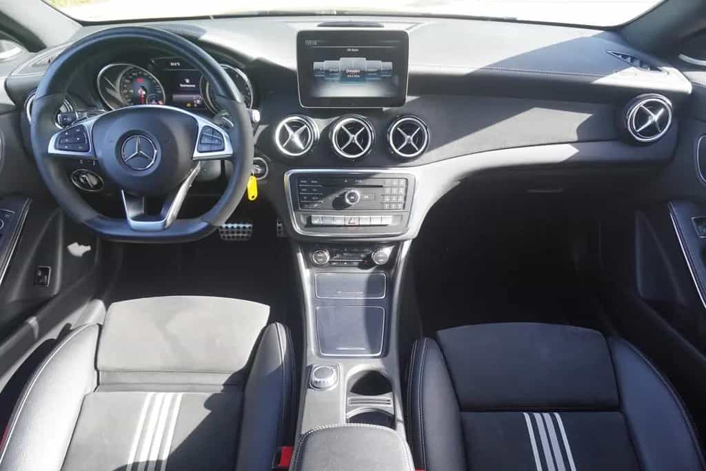 Mercedes-Benz CLA 220 SB AMG Line 4Matic LED Navi Totwinkel 07/2017-photo-6