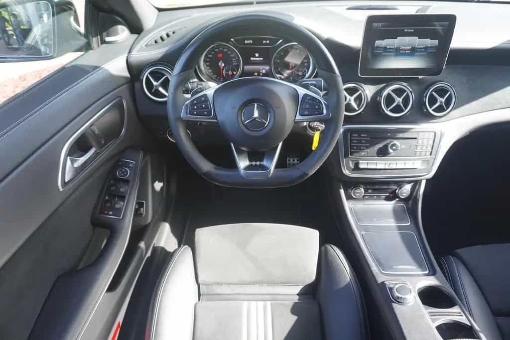 Mercedes-Benz CLA 220 SB AMG Line 4Matic LED Navi Totwinkel 07/2017-photo-7