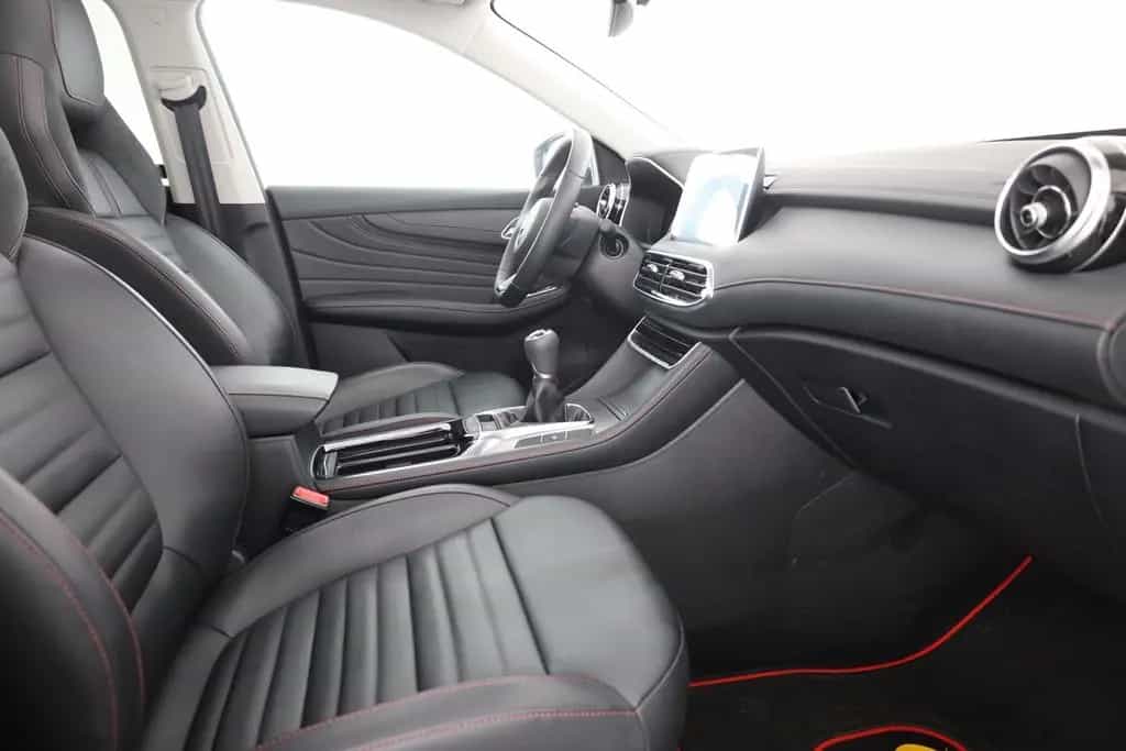 MG HS 1.5 T-GDI Luxury LED Pano Navi 360° 02/2024-photo-22